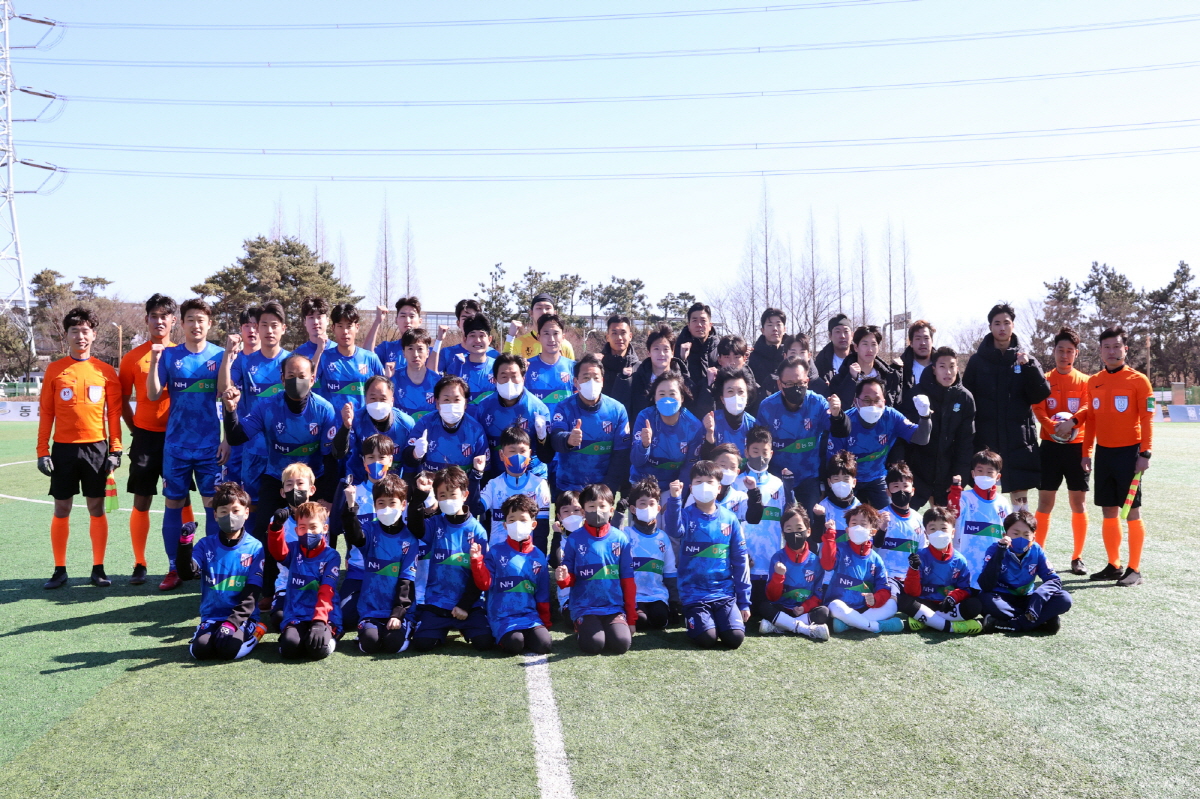 시흥시의회, 2022시즌 시흥시민축구단 K3 홈개막전 참석