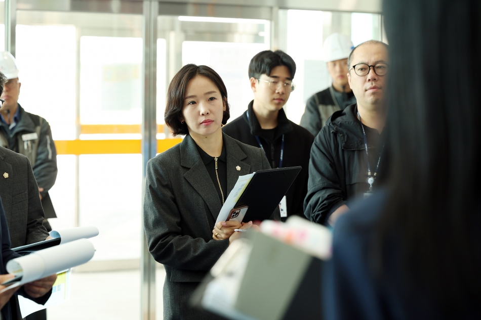거북섬 해양생태과학관 및 소하천 현장방문 도시환경위원회_8