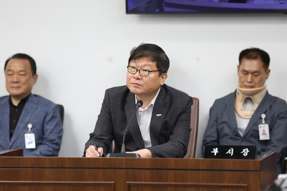 5월 의원간담회_3