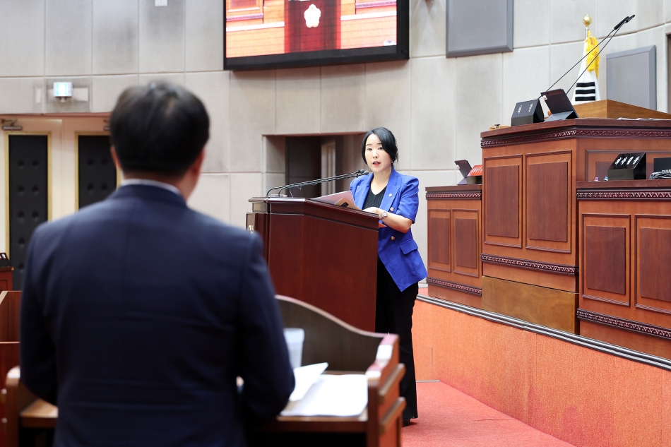 제328회 시흥시의회(제2차 정례회)제2차 본회의 시정질문 일괄답변, 일문일답_11
