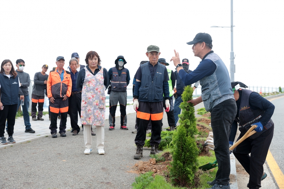 지역사회보장협의체 우리동네 나무심기_4