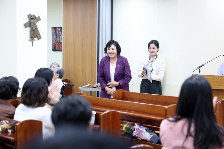 성프란치스꼬 수녀회 글라라의집 20주년 기념식_6