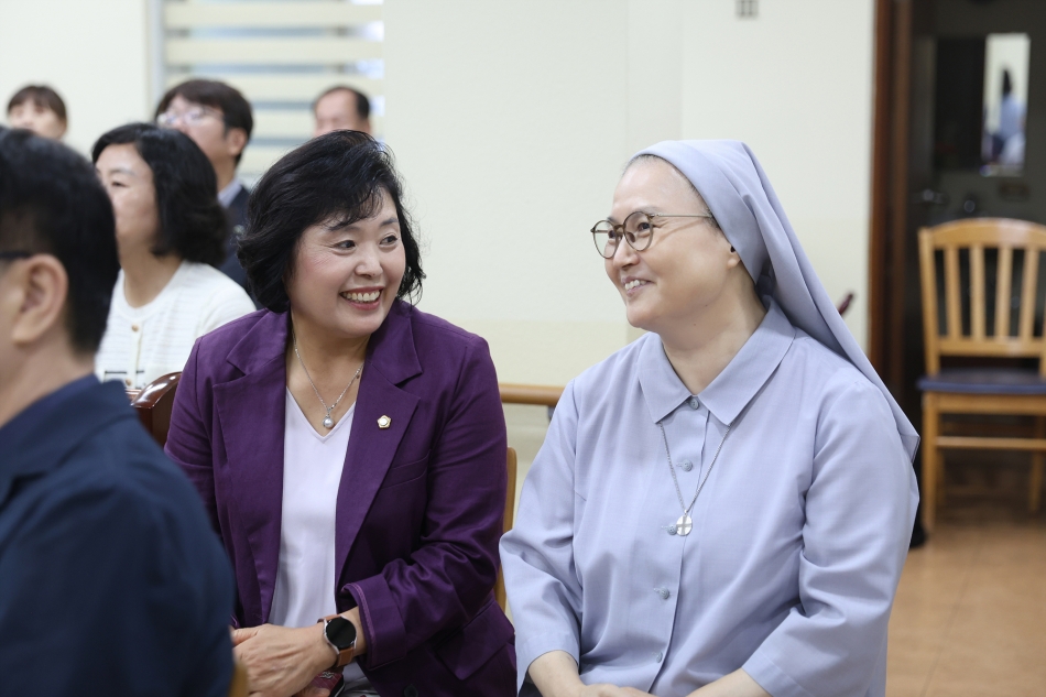 성프란치스꼬 수녀회 글라라의집 20주년 기념식_12