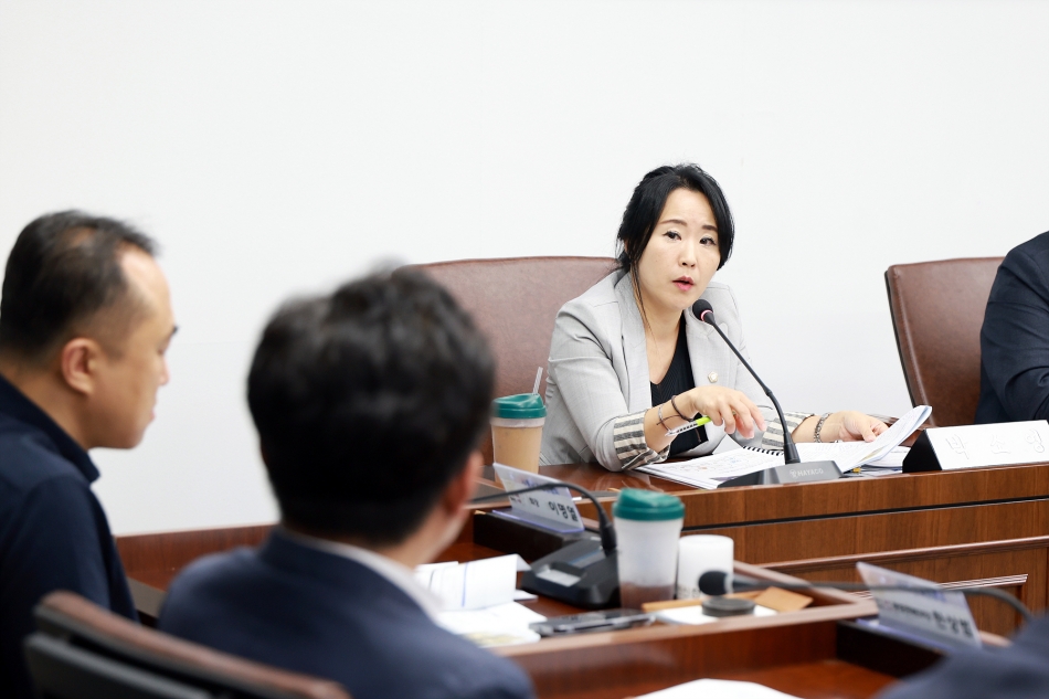 시흥기업 맞춤지원제도 연구회 간담회 연구활동5차_8