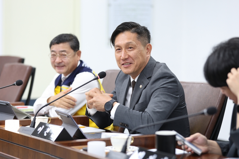 10월 의원간담회_9