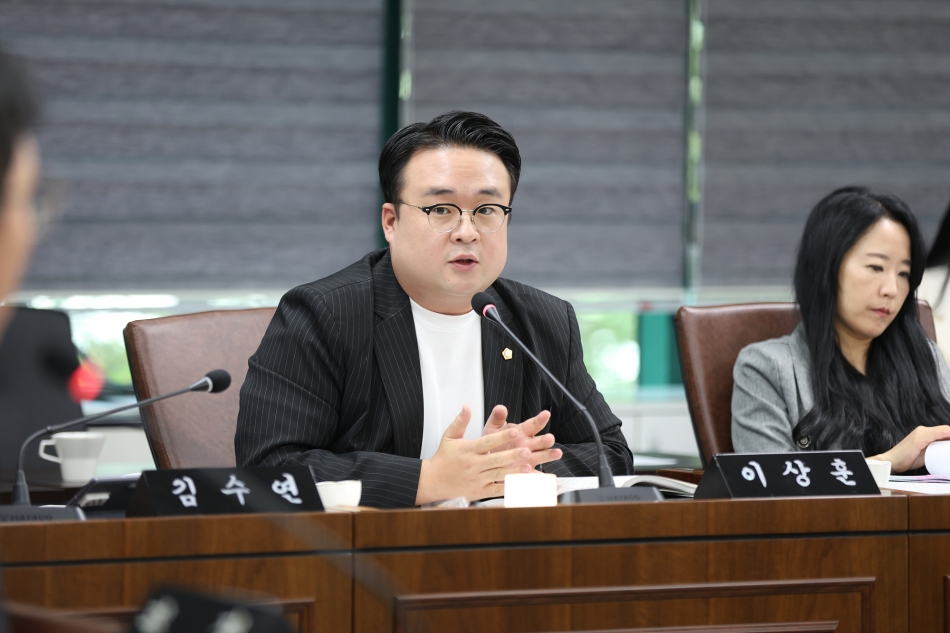 10월 의원간담회_13