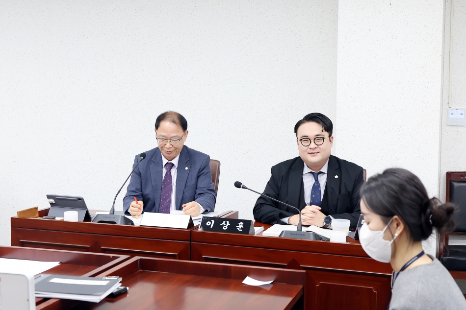 제331회 시흥시의회(임시회) 자치행정위원회_8