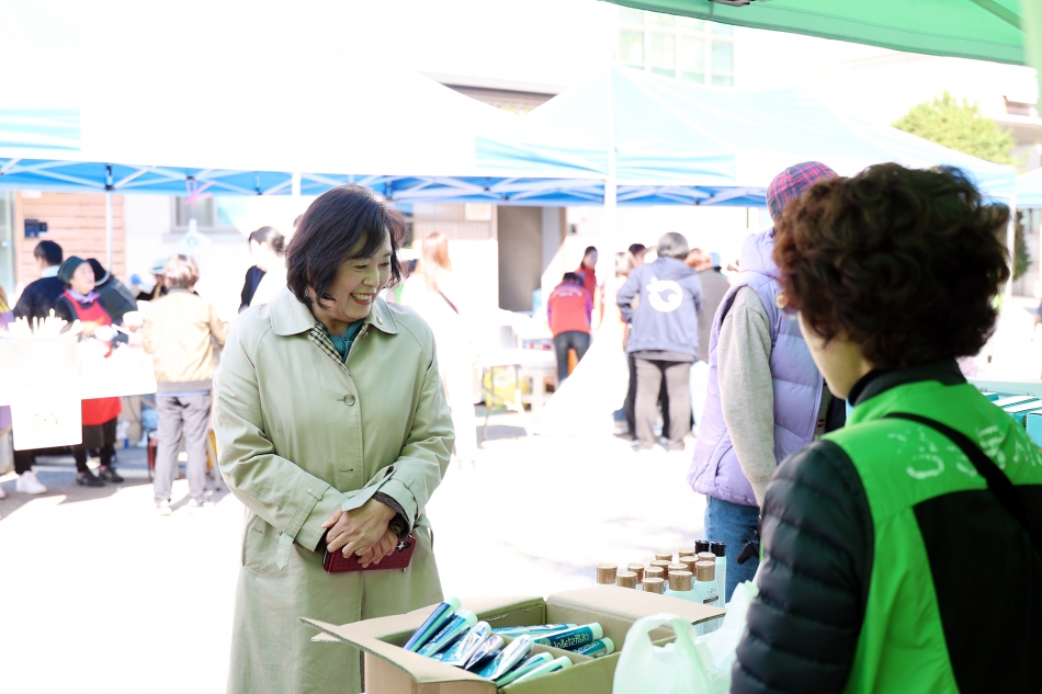 시흥시정왕동합사회복지관 에코-정왕바자회_1