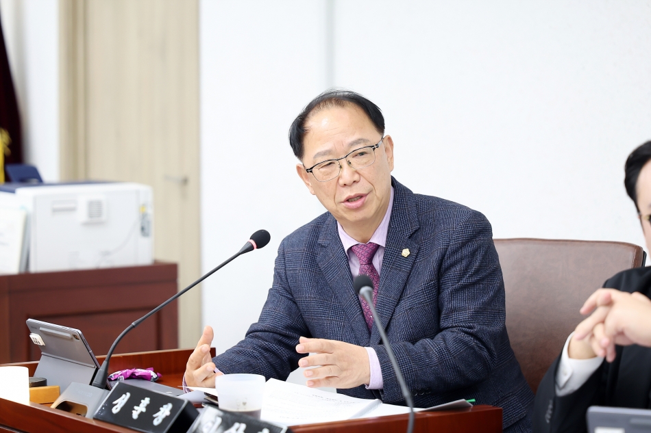 제332회 시흥시의회(제2차정례회) 자치행정위원회_7