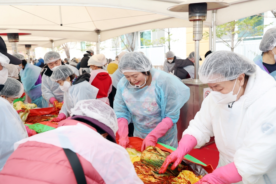 장곡복지관, LH와 함께하는 손 맛잔치 김치 체험_3